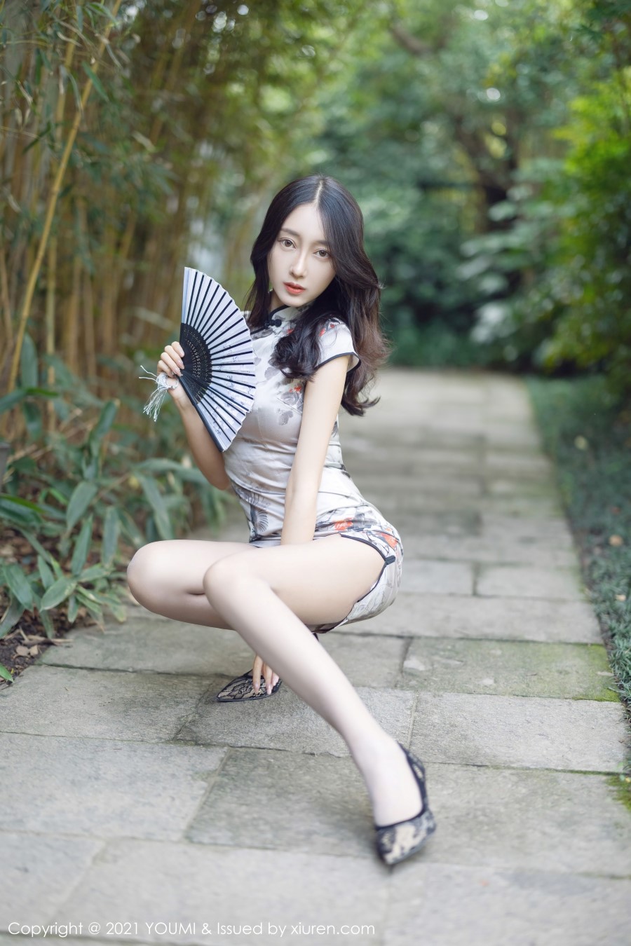 [YouMi尤蜜荟]2021.04.28 VOL.635 玥儿玥er[49+1P/131MB]