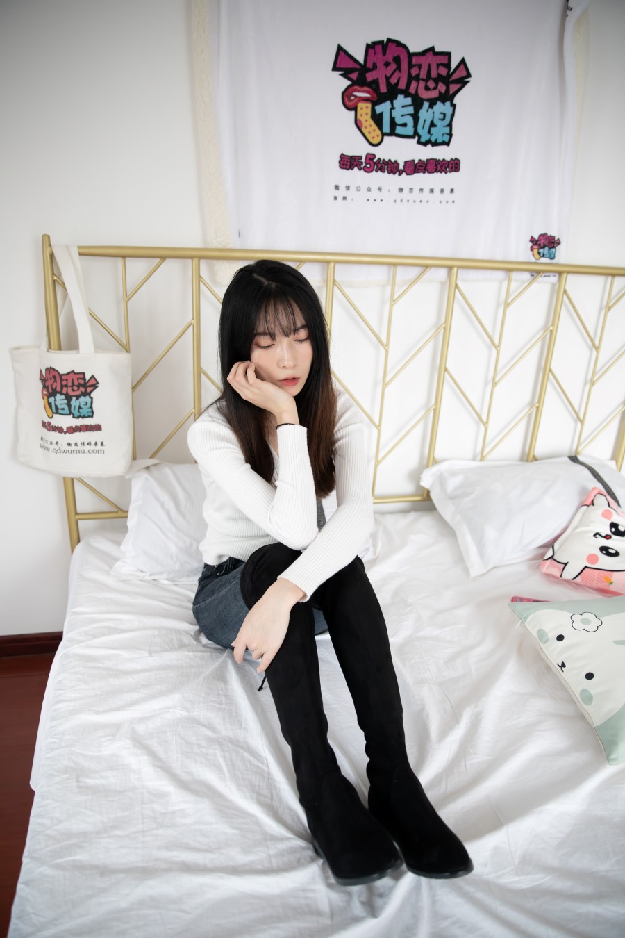 物恋传媒 NO.713 猫耳-春里的诗[151P/1V/5.2GB]