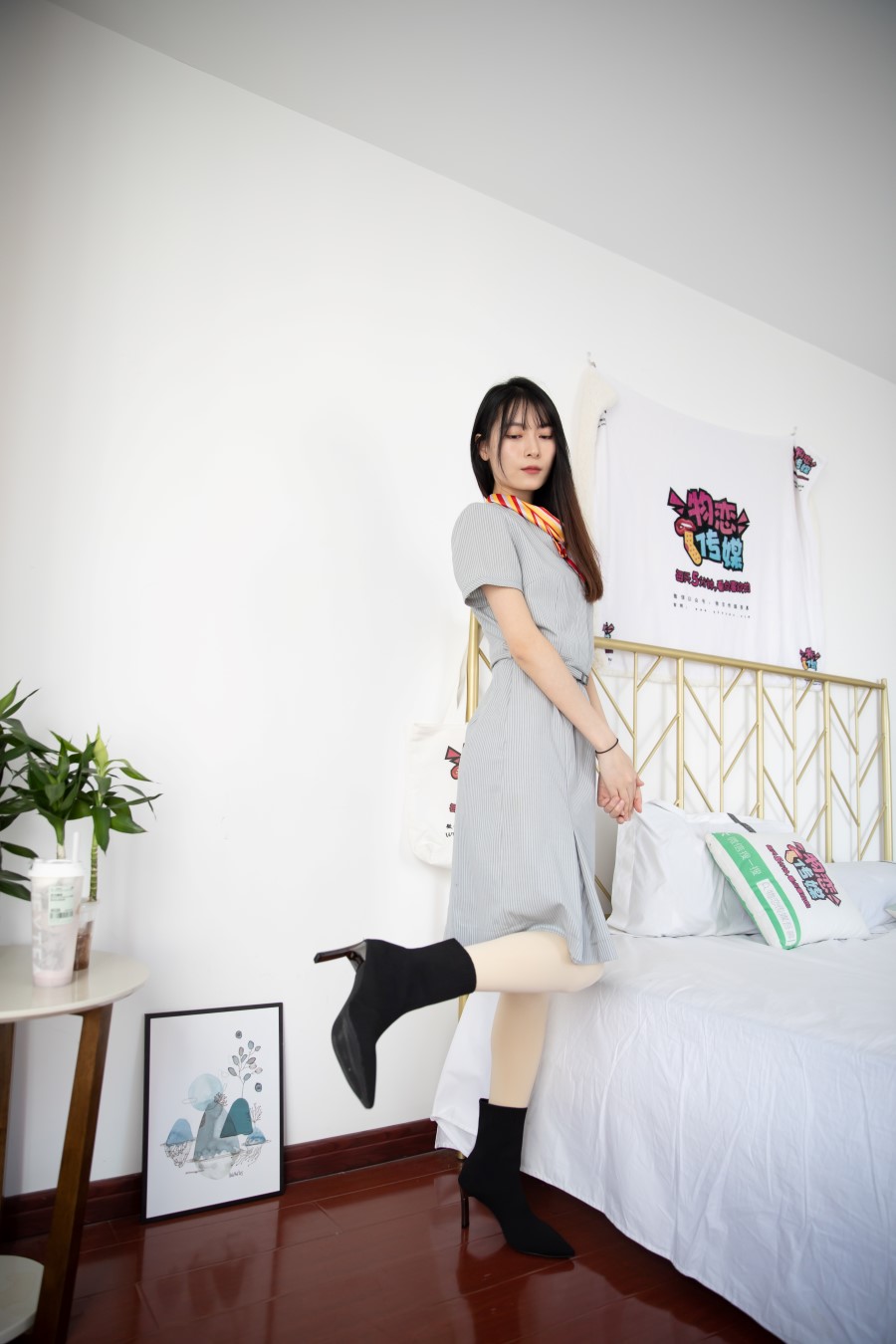 物恋传媒 NO.716 猫耳-梦里繁花[194P/1V/4.25GB]