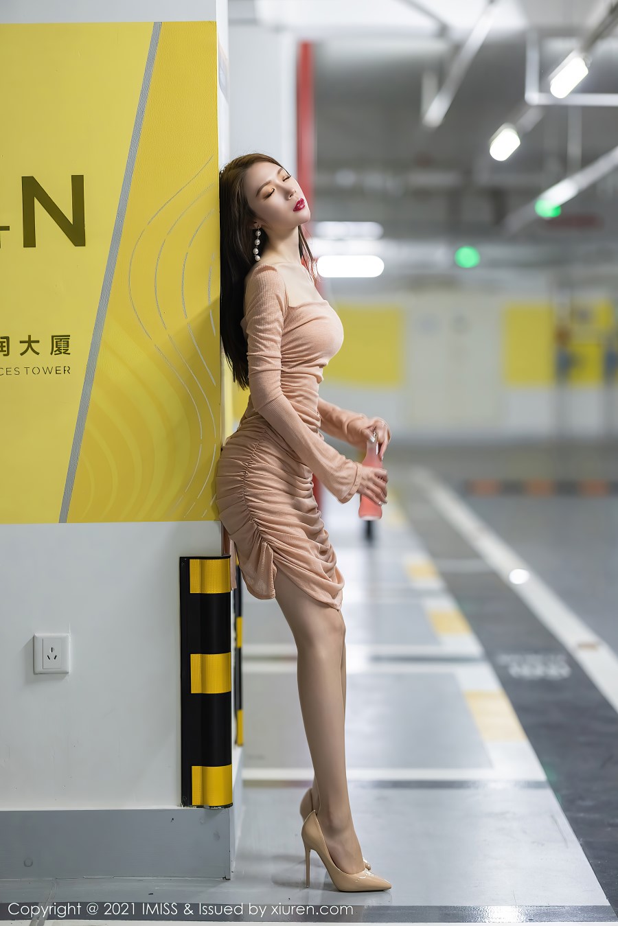 [IMiss爱蜜社]2021.05.26 VOL.596 梦心月 [86+1P/766MB]