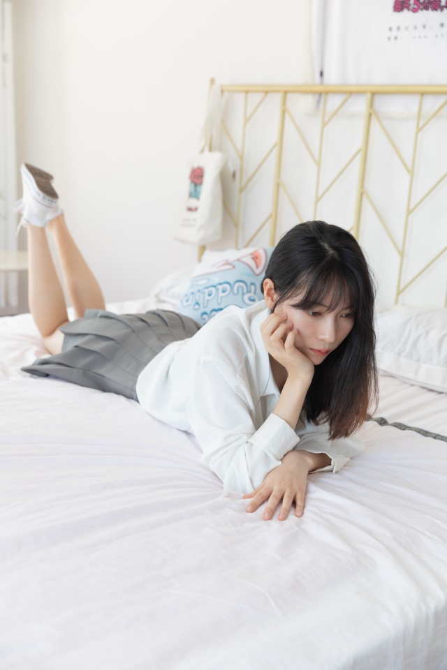 物恋传媒 NO.810 猫耳-初恋的感觉 清风拂柳[137P/1V/2.53GB]