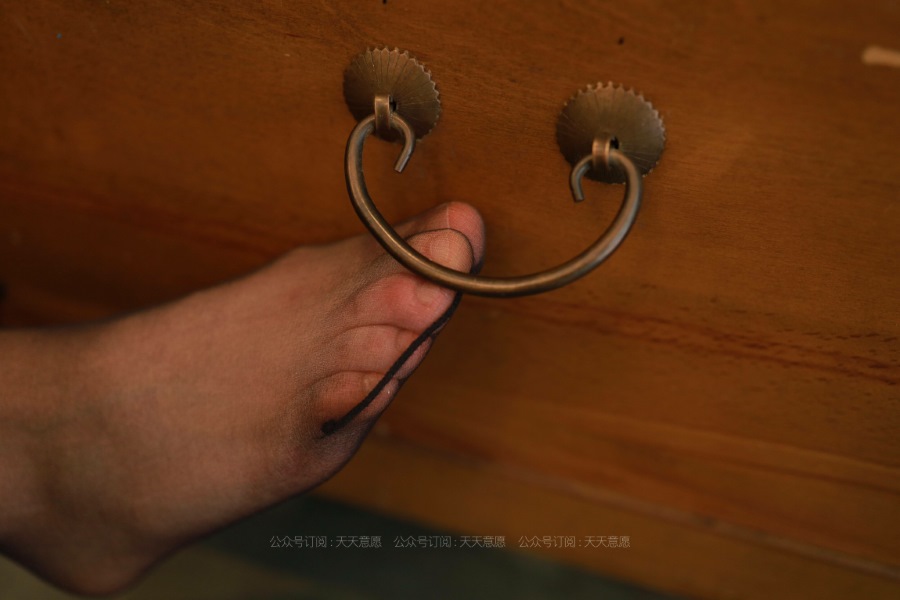 [IESS异思趣向] 2021.05.29 丝享家 818：小婕《黑丝下午茶》[90P/132MB]