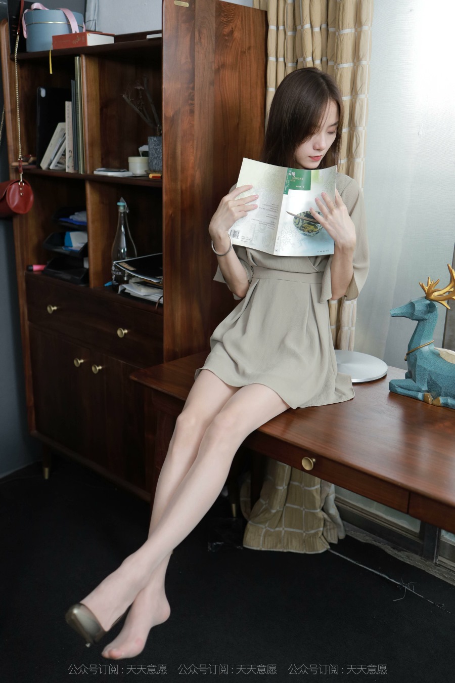 [IESS异思趣向] 耽丝 210830 小六的灰色短裙 [90P/94MB]