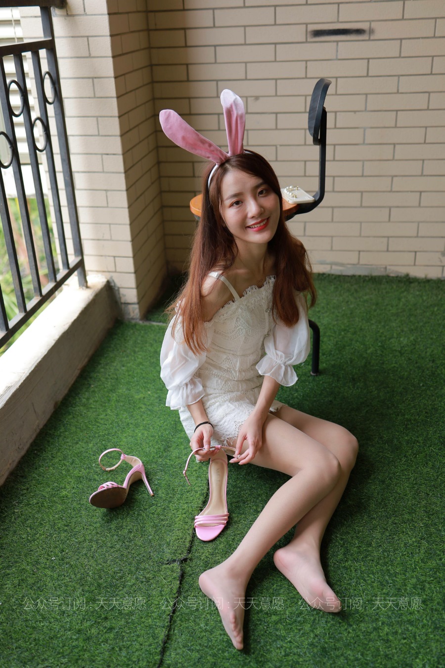 [IESS异思趣向] 2021.05.19 丝享家 807：婉苹《小兔子乖乖》[85P/150MB]