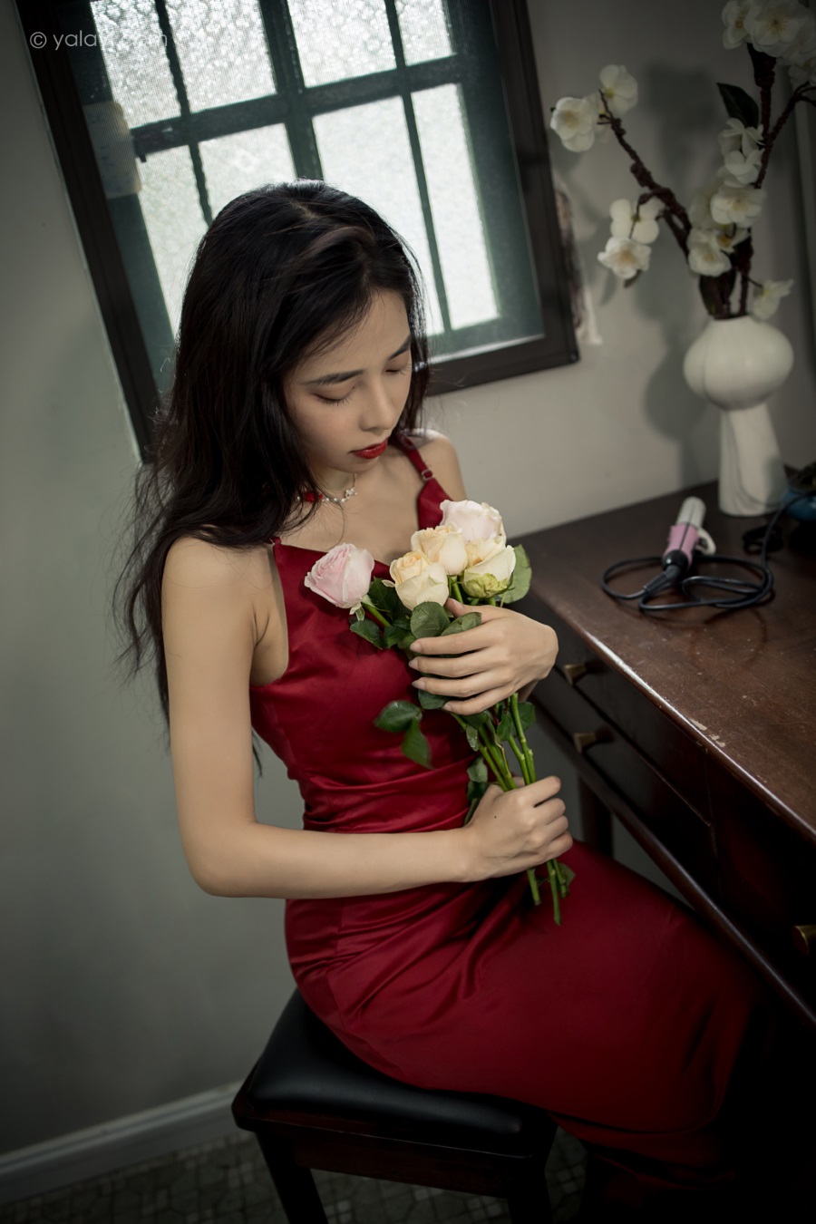 [YALAYI雅拉伊] 2021.09.28 No.846 红颜 诗咏 [41P/400MB]