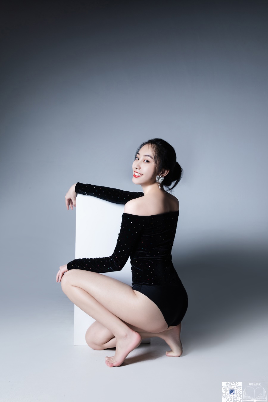 [GALLI嘉丽]舞蹈生日记 015 – 唐可 [29P/213MB]