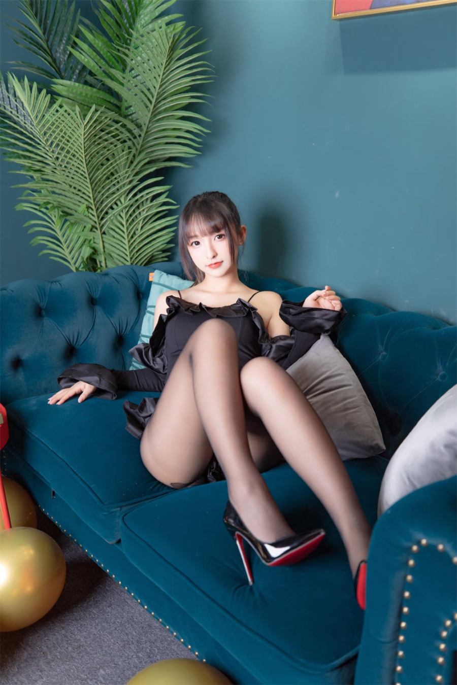 神楽坂真冬 – 授业开始 [150P/2V/825MB]