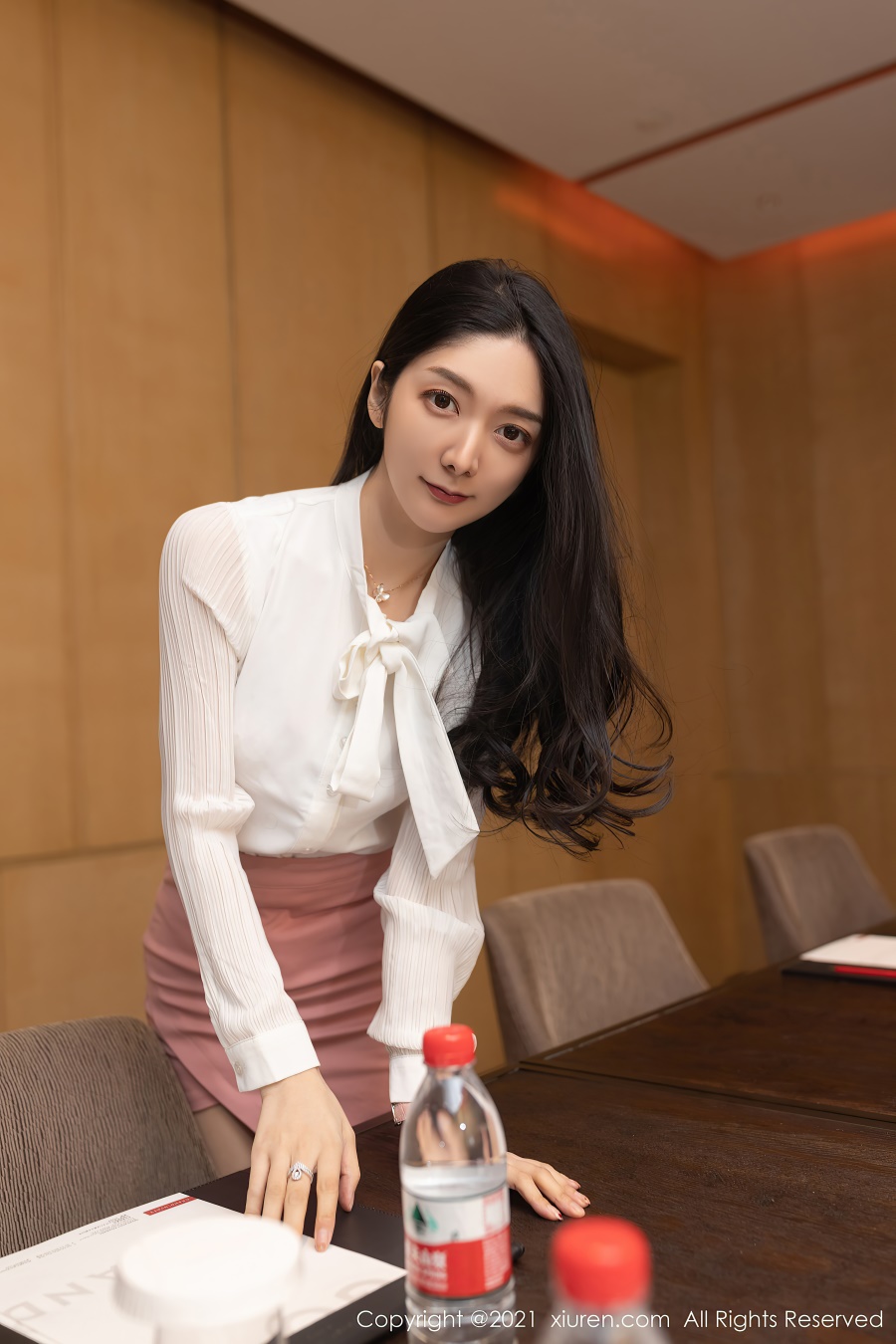 [Xiuren秀人网]2021.09.17 NO.3966 Angela00 [65+1P/654MB]