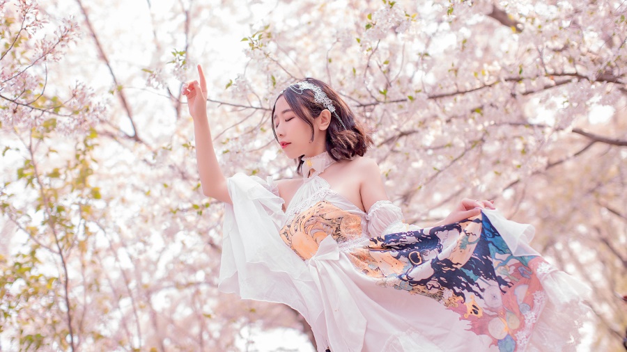 穆零Mu0 – 夏日 花情 [19P/20MB]