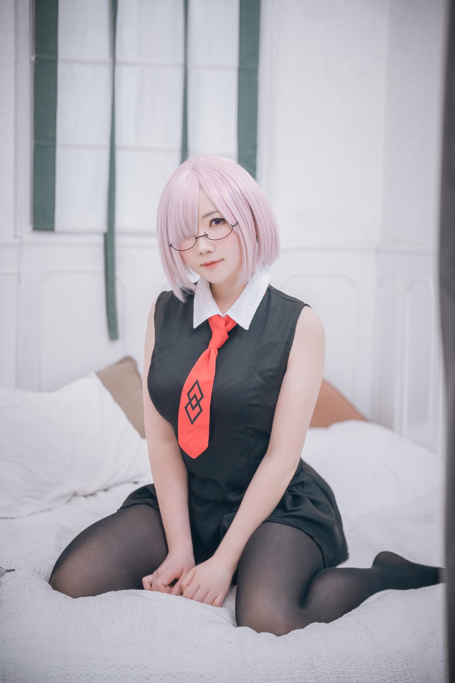 是本末末 – 玛修常服＆猫咪下着 [42P/72MB]