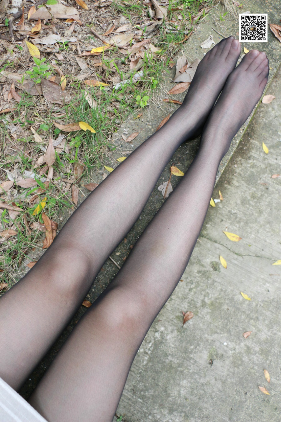 MussGirl慕丝女郎] 学妹系列05 大三学妹文琳带你校园一日游 [36P/96MB]