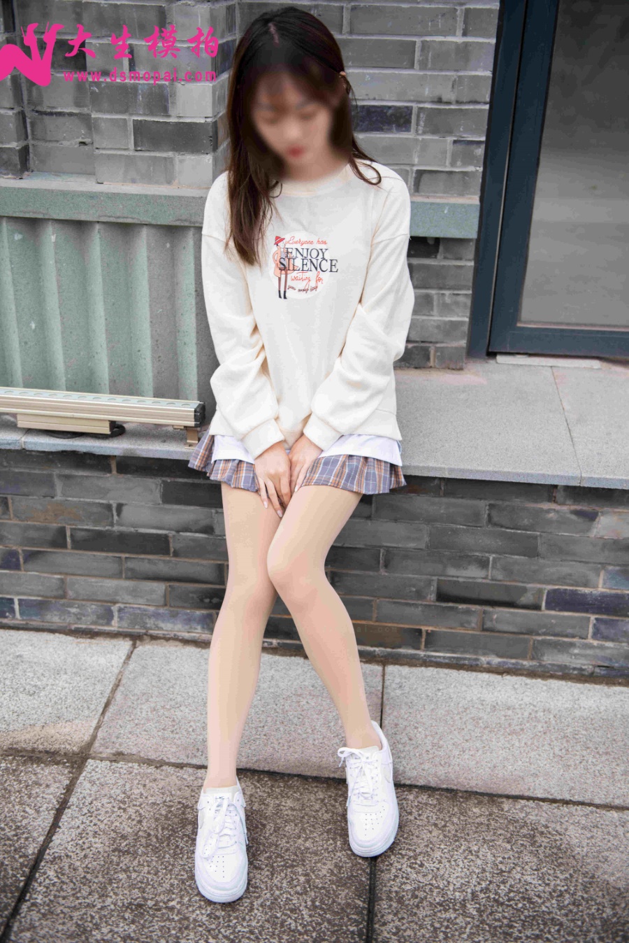 大生模拍 NO.247 冬日厚肉丝 [64P/168MB]