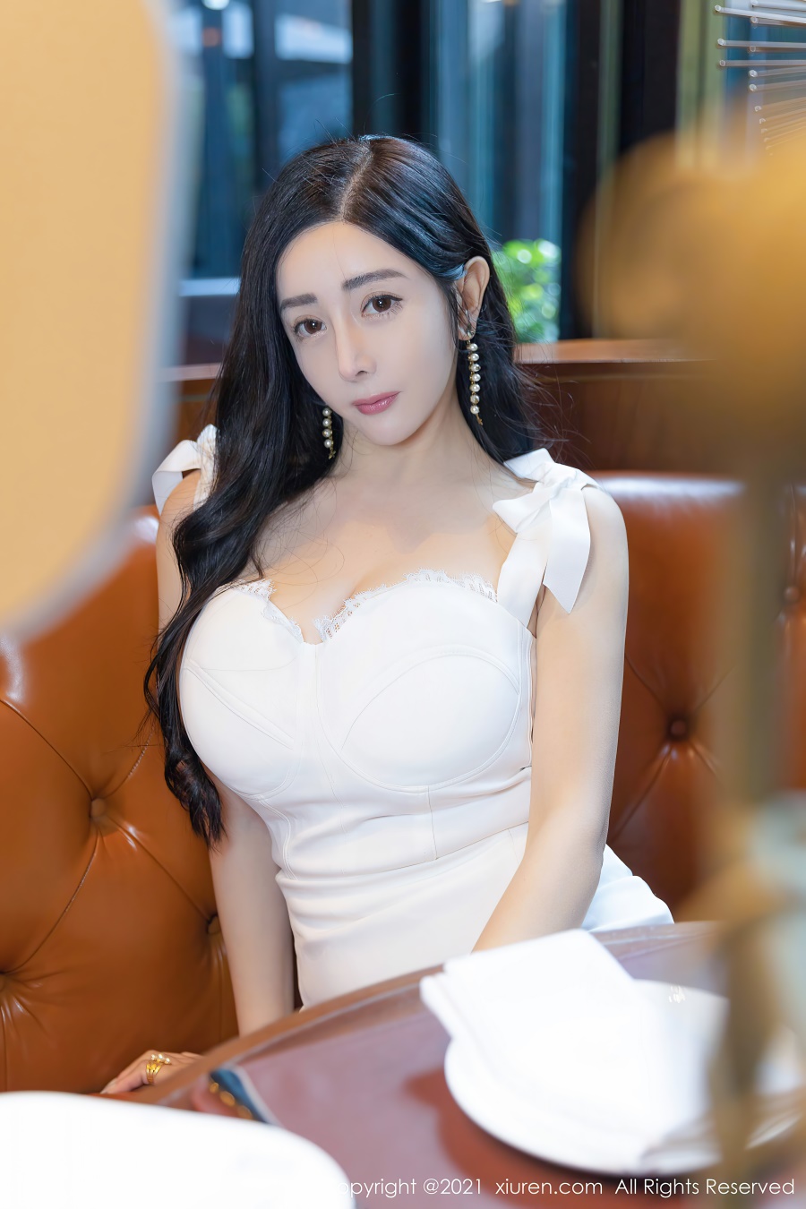 [Xiuren秀人网]2021.11.02 NO.4155 成都旅拍 允爾 [66+1P/577MB]