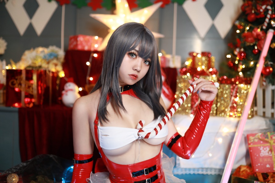 啊日日_Ganlory – 圣诞 [45P/289MB]