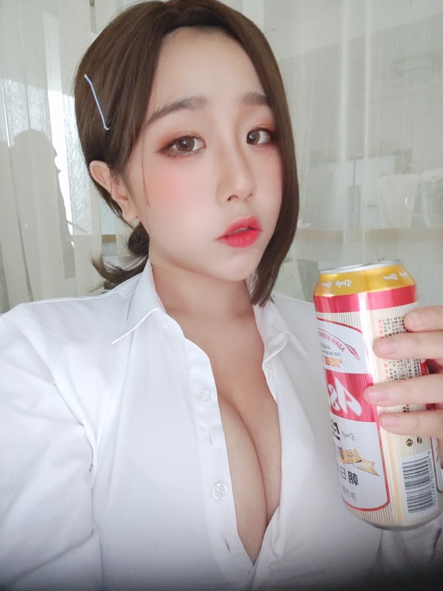 穆零Mu0 - 自拍[289P/17V/169MB]