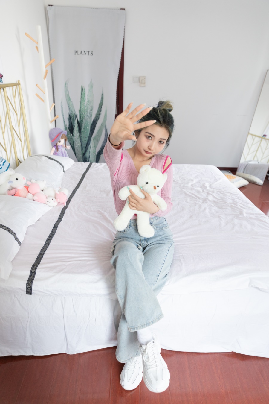 物恋传媒 NO.873 念念-青涩过往[149P/1V/5.12GB]