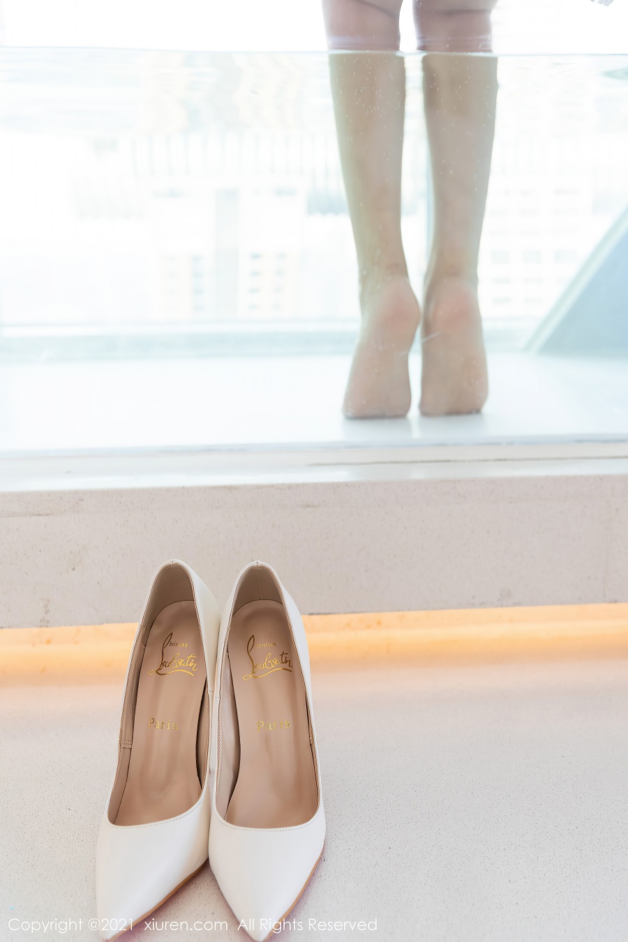 [Xiuren秀人网]2021.10.22 NO.4103 丰满婀娜姿态唯美让人意犹未尽 允爾 [66+1P/557MB]