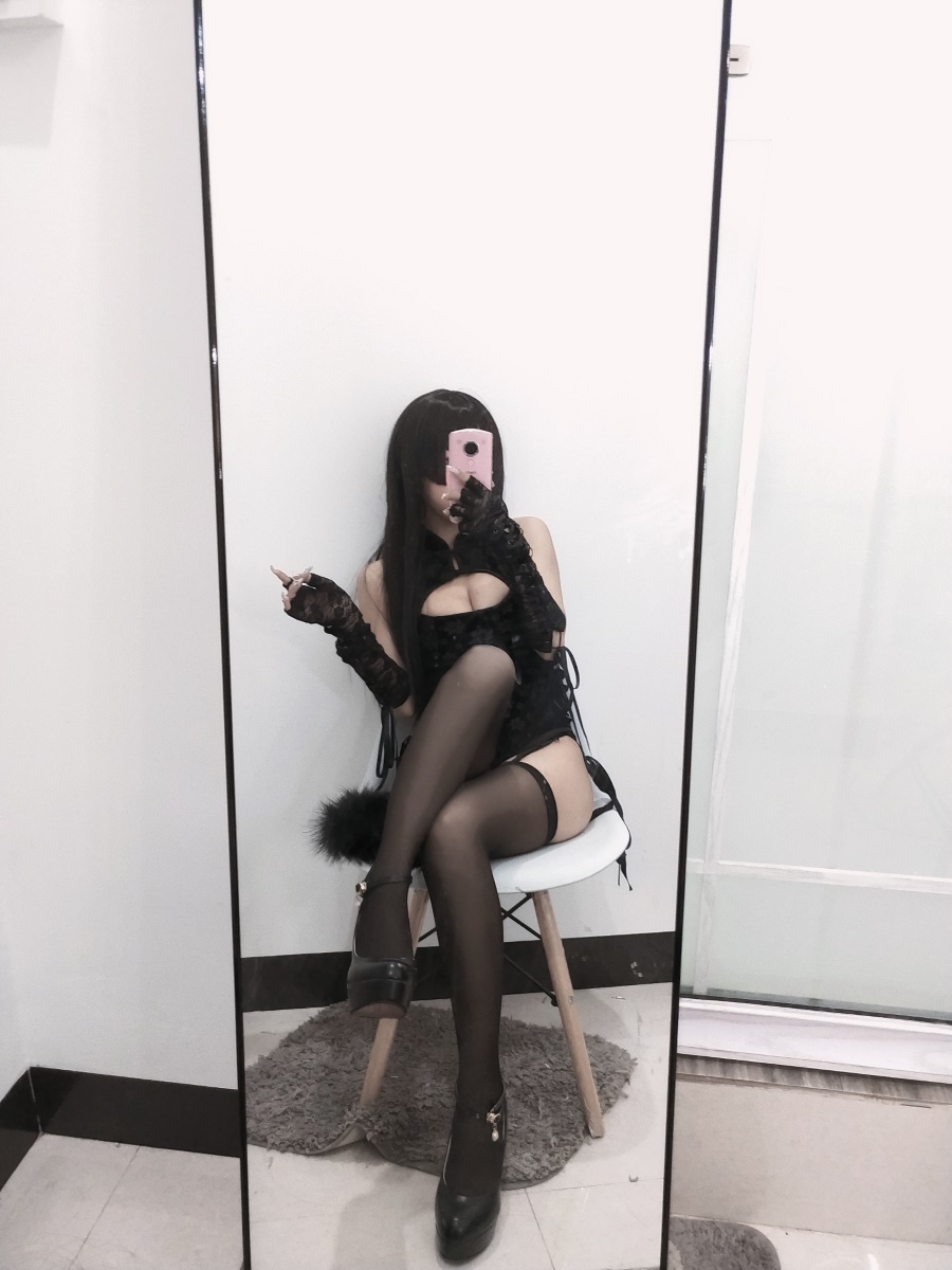 鬼畜瑶在不在w – 黑色旗袍 [70P/1V/204MB]