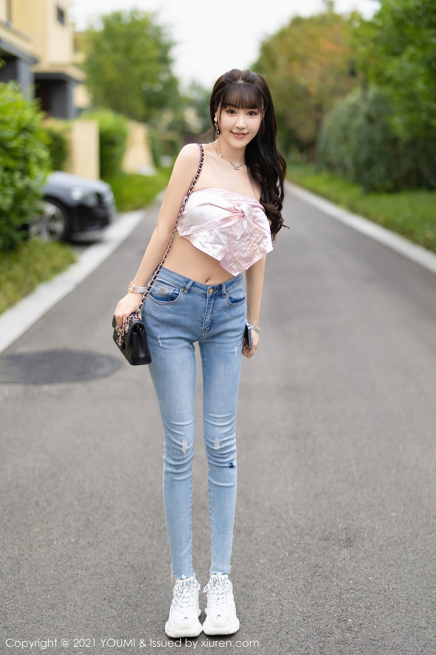 [YouMi尤蜜荟]2021.12.02 VOL.725 牛仔裤搭配魅惑上衣 朱可儿Flora [74+1P/619MB]