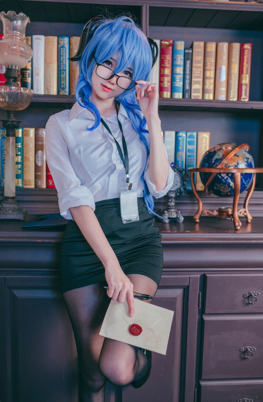 Sally Dorasnow - Ganyu OL [62P/319MB]