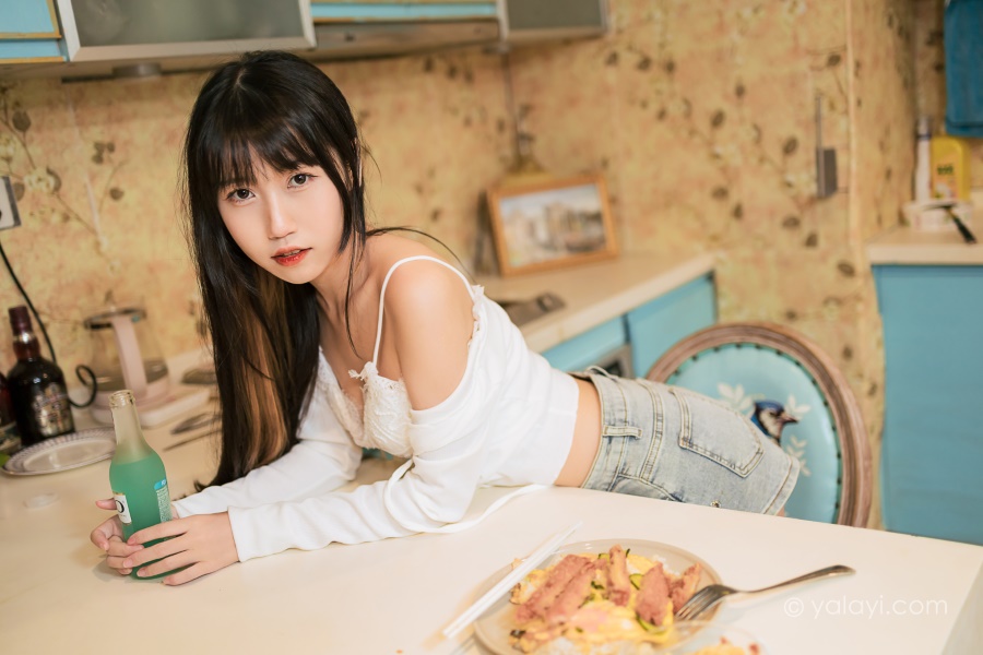 [YALAYI雅拉伊] 2021.11.26 NO.869 在一起每天都是纪念日 弈思 [46P/476MB]