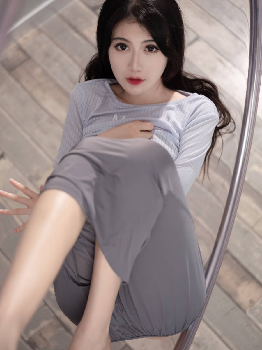 大梨子不是御姐 – 吉他姐姐 [31P/187MB]