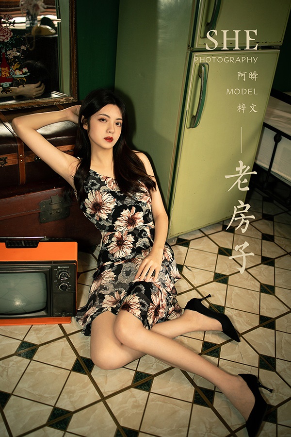 [YALAYI雅拉伊] 2021.12.03 NO.872 老房子 梓文[46P/616MB]