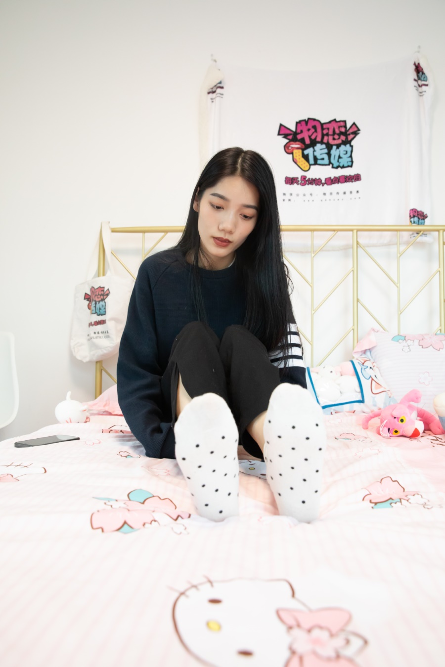 物恋传媒 NO.909 蕾蕾-黑色玫瑰[128P/1V/3.07GB]