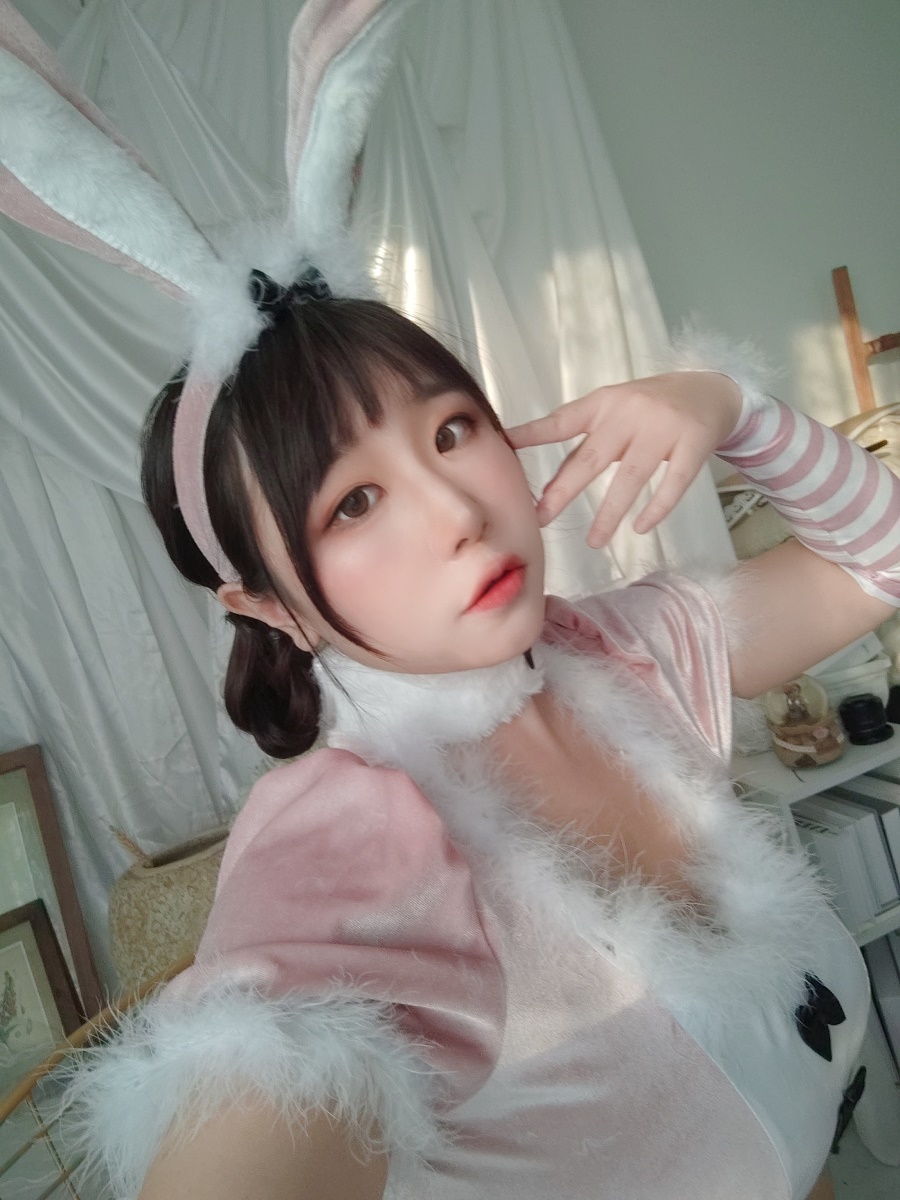 穆零Mu0 – 自拍2 [110P/15V/291MB]