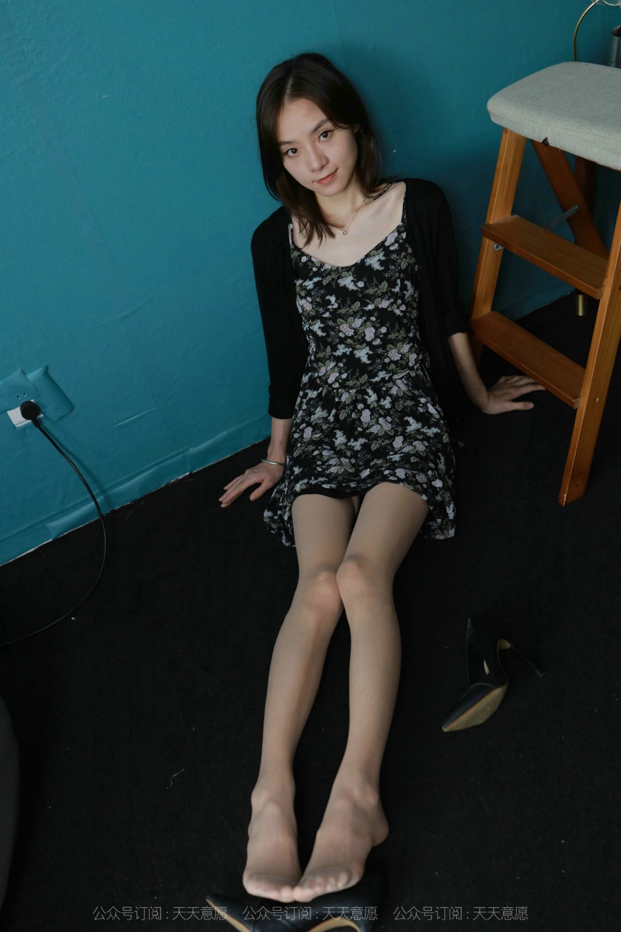 [IESS异思趣向] 2021.09.17 丝享家921：小六《碎花短裙》[89P/127MB]