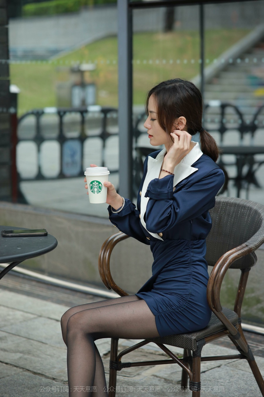 [IESS异思趣向] 耽丝 211121 小六的性感包臀职业装 [87P/96MB]