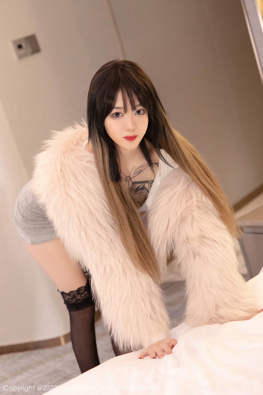 [Xiuren秀人网]2022.01.10 NO.4441 美腿黑丝 奶瓶. [50+1P/489MB]