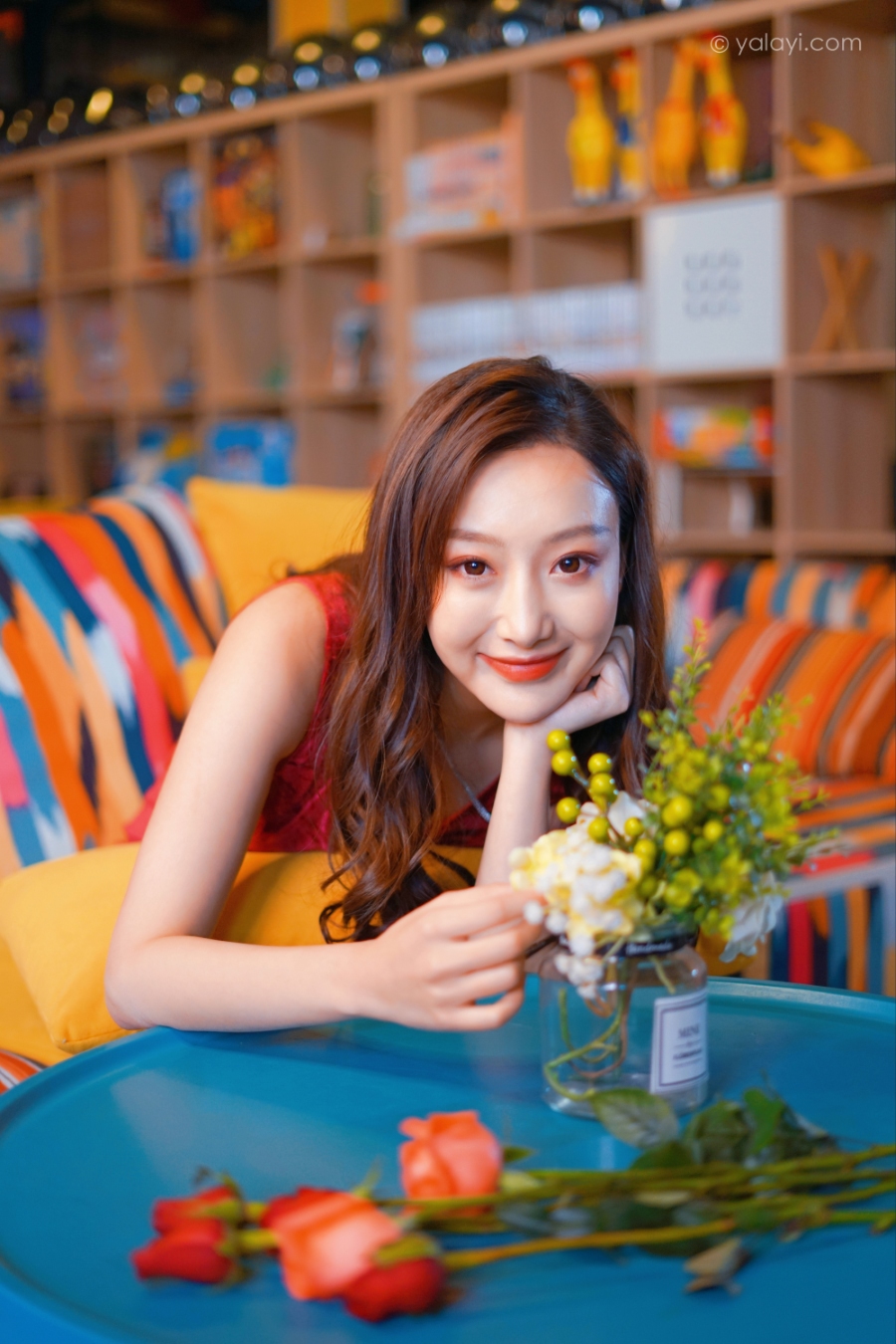 [YALAYI雅拉伊] 2021.12.16 NO.877 美人一笑也倾城 蕊思[47P/702MB]