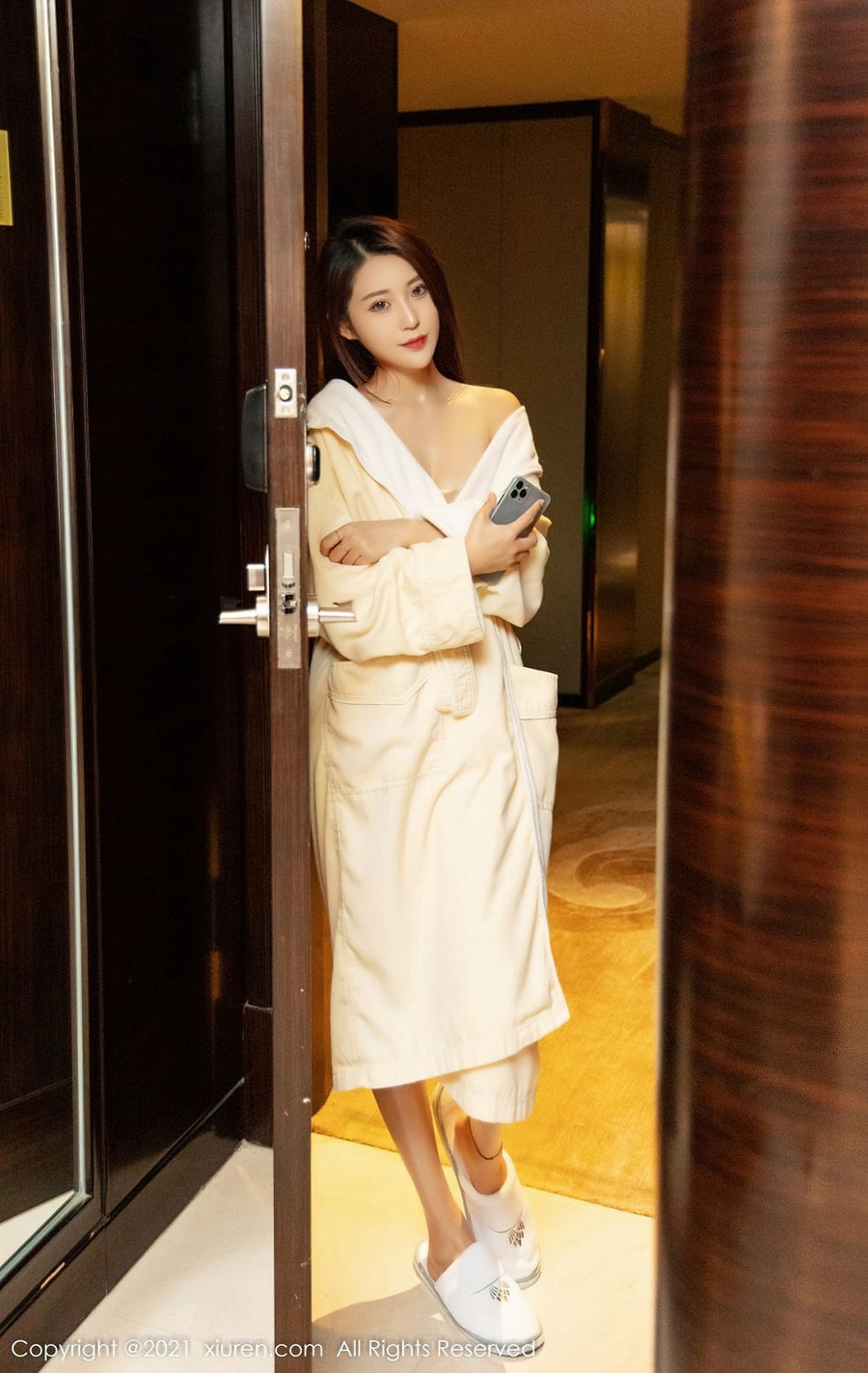 [XIUREN秀人网]2021.12.24 No.4380 汐汐[51+1P/589M]