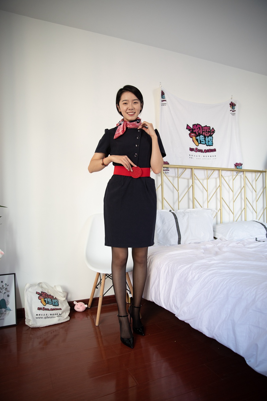 物恋传媒 NO.926 小飞-黑色的思念[139P/1V/3.35GB]