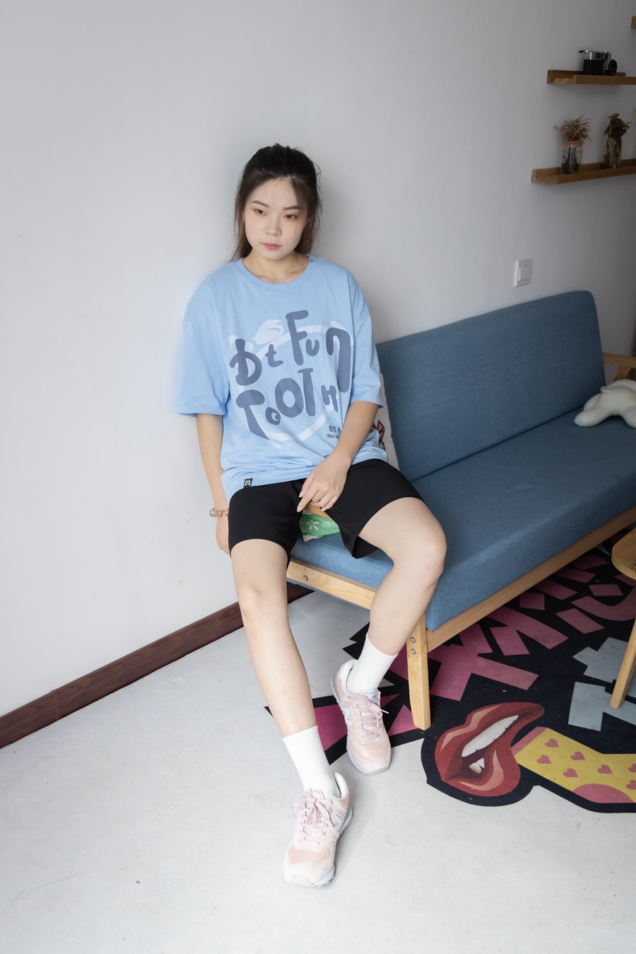 物恋传媒 NO.933 漾漾-落雨似花[154P/1V/4.81GB]