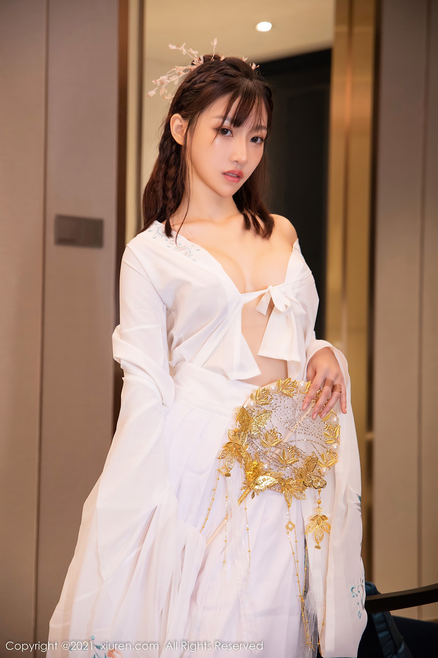 [Xiuren秀人网]2021.12.16 NO.4344 白色古装服饰装扮 西门小玉 [53+1P/470MB]