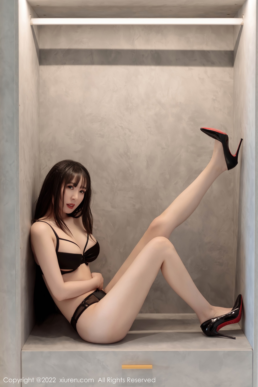 [Xiuren秀人网]2022.01.10 NO.4440 黑色性感精致内衣服饰 小波多 [53+1P/483MB]