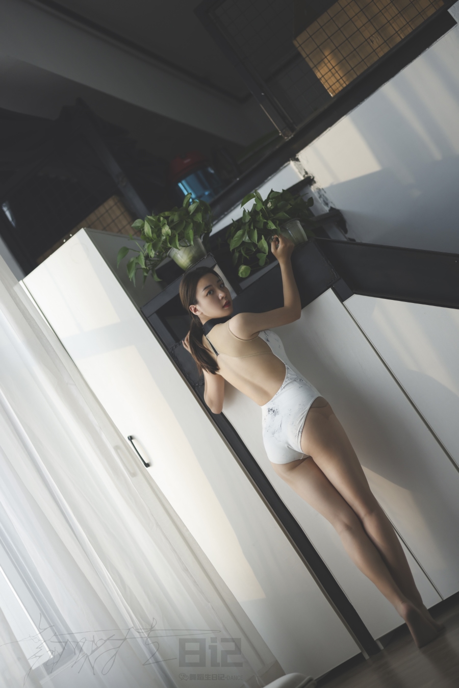 [GALLI嘉丽]舞蹈生日记 068 – 子琪姐姐 [53P/344MB]