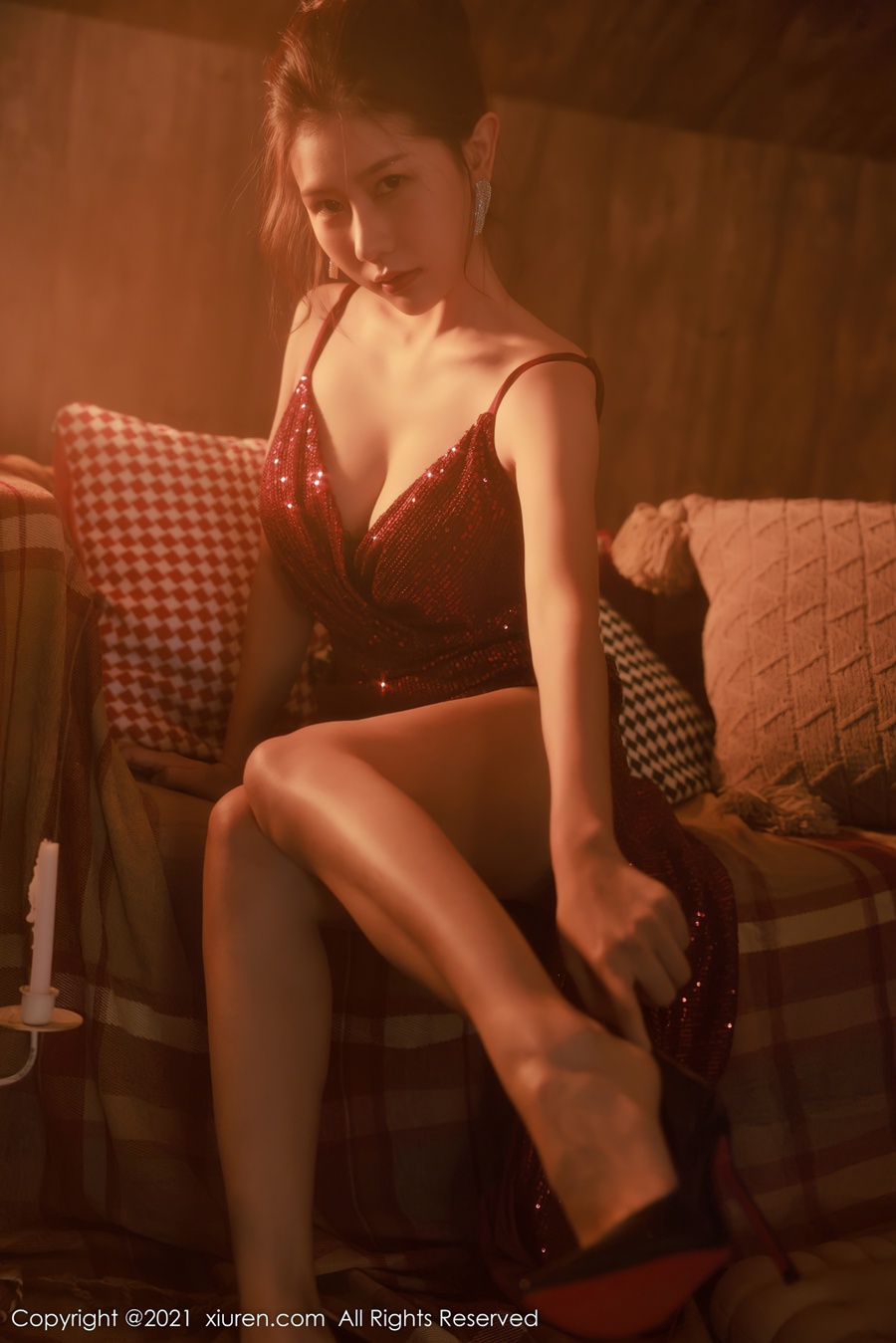 [XIUREN秀人网]2021.12.20 No.4357 尹甜甜[60+1P/747M]
