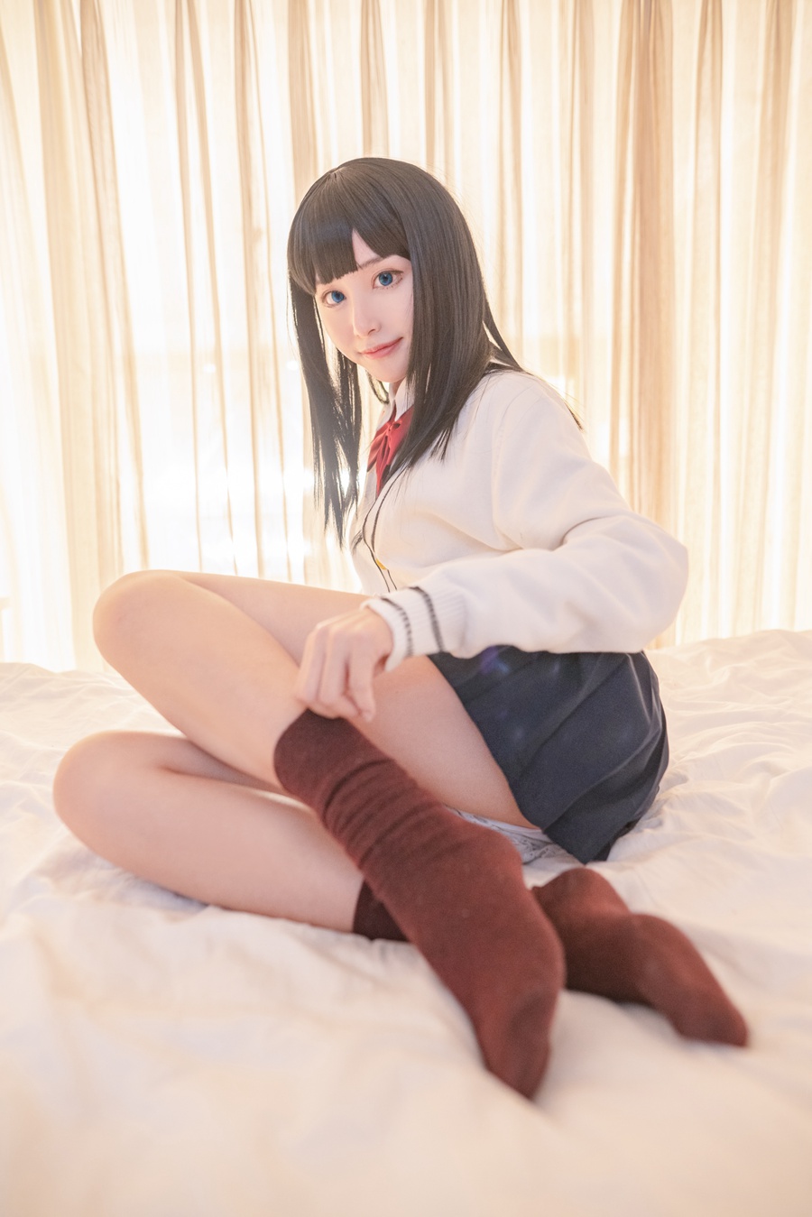 AAAyu阿玉 – 宝多六花 [16P/77MB]