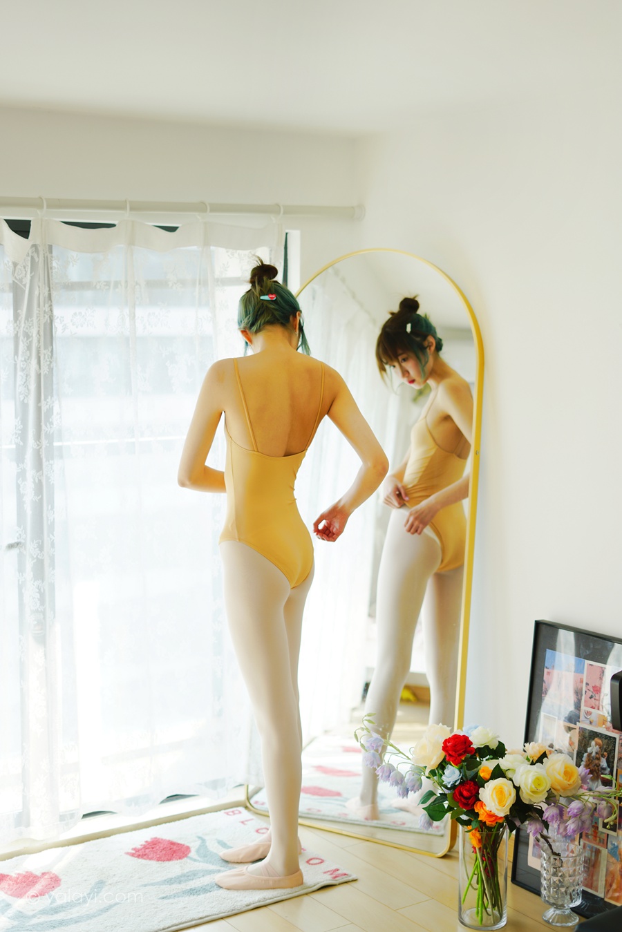 [YALAYI雅拉伊] 2022.03.08 NO.905 舞蹈女生 兰子[42P/205MB]