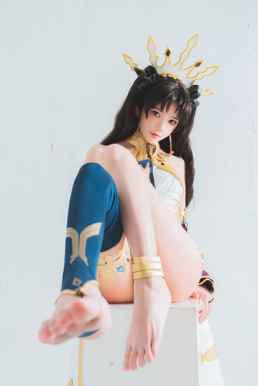 桜桃喵 – 弓凛 [44P/620MB]