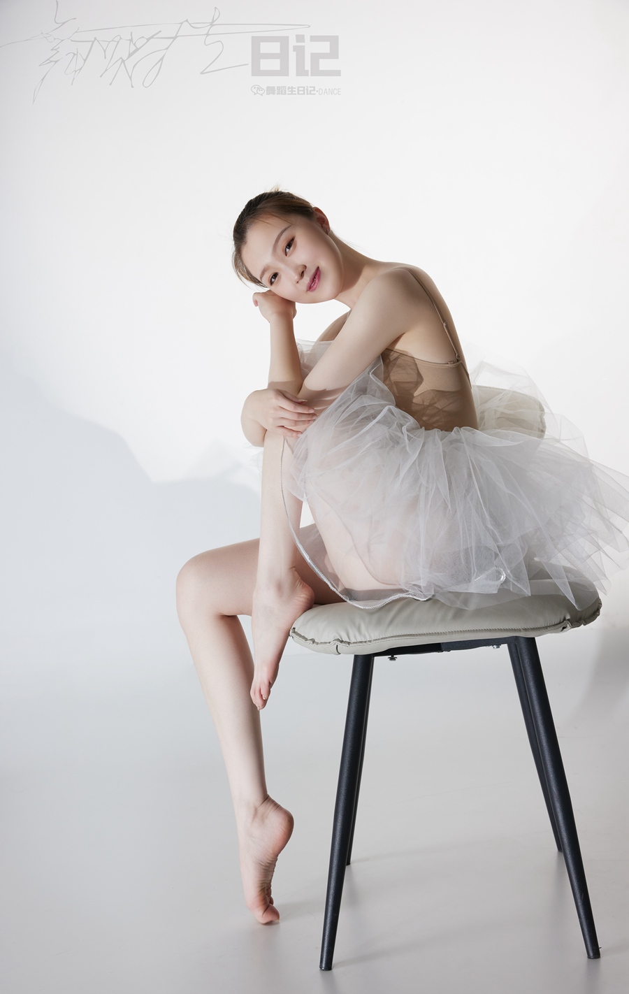 [GALLI嘉丽]舞蹈生日记 076 – 高雯雯 [41P/315MB]