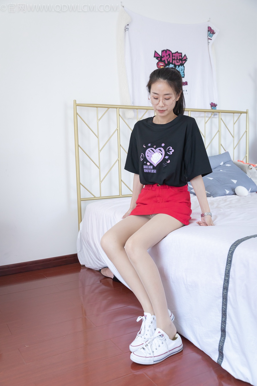 物恋传媒 NO.986 菜菜-随风[153P/1V/4.10GB]