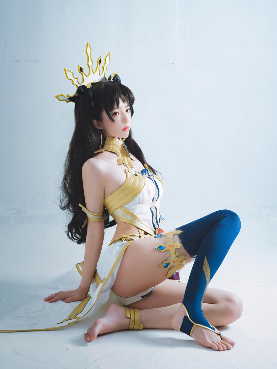 桜桃喵 – 弓凛 [44P/620MB]