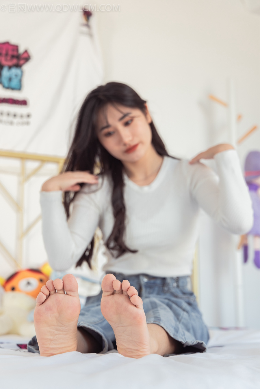 物恋传媒 NO.974 露露-回忆里的雨[137P/1V/4.04GB]