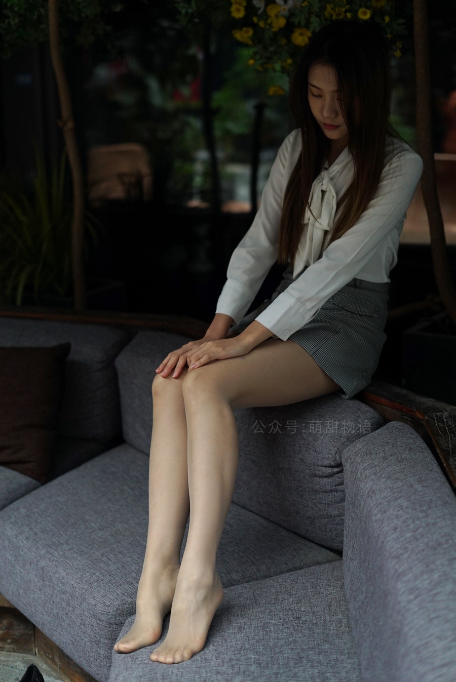 [萌甜物语]XM210 《在路边的座位玩脚脚-笑笑(含SP)》 [109P/1V/912MB]