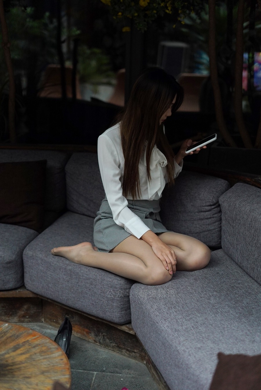 [萌甜物语]XM210 《在路边的座位玩脚脚-笑笑(含SP)》 [109P/1V/912MB]