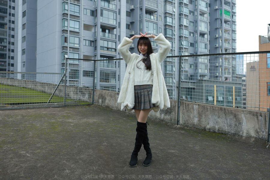 [IESS异思趣向] 耽丝 220116 团团的长靴肉丝 [88P/97MB]